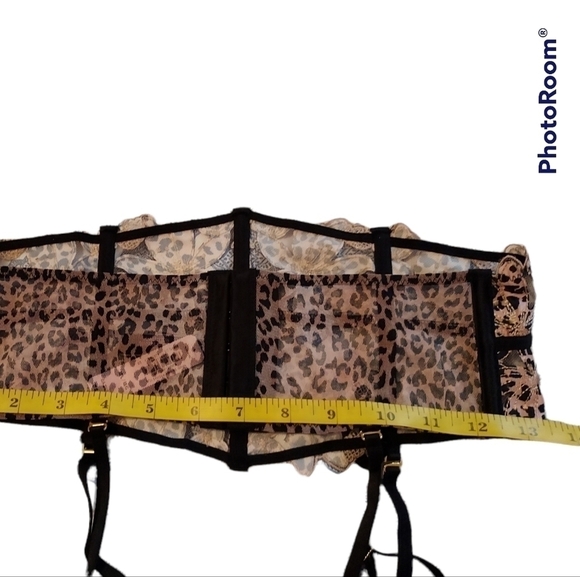 Victoria secret floral embroidery waist cincher new in package M/L - Picture 5 of 8